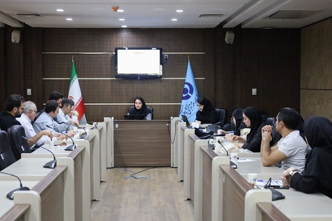 برگزاری پیش دفاع خانم فاطمه عزیزی در شورای گروه HSE